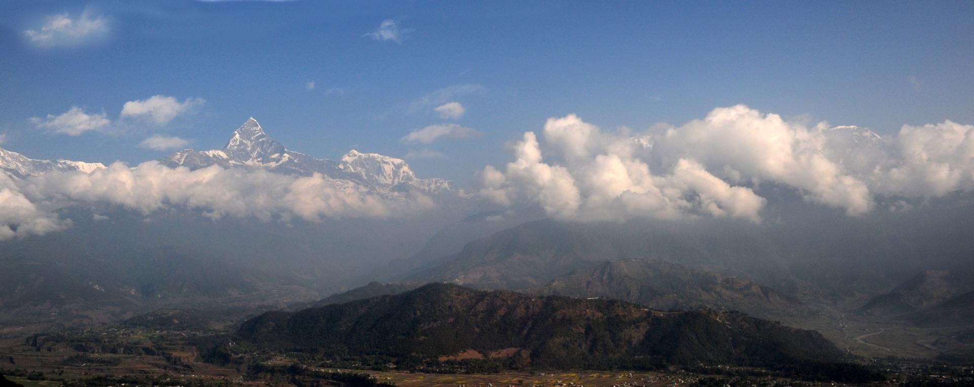 Le Machaputchare (6993 mètres) montagne sacrée - On dit que c'est le cervin du Népal